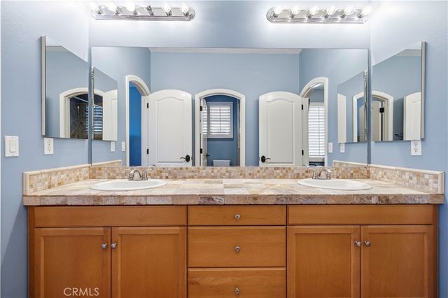 27015 Timberline Terrace, Valencia, CA 91381