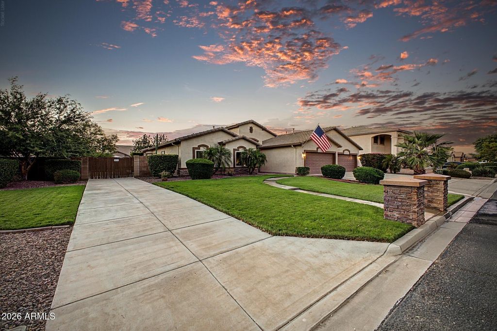 15250 W BECKER Lane, Surprise, AZ 85379 — photo 3