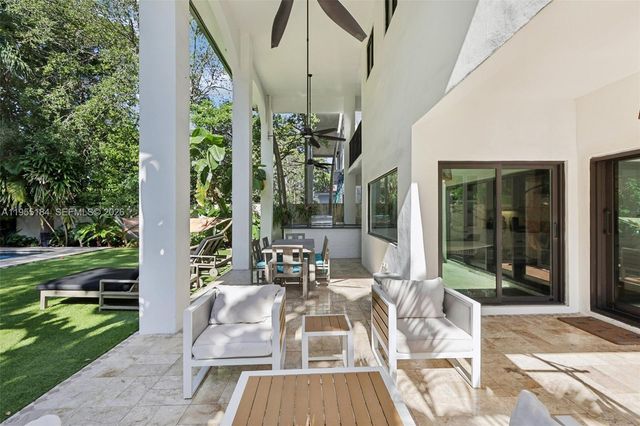 34 SW 22nd Rd NA, Miami, FL 33129