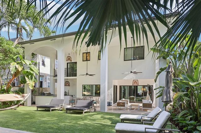 34 SW 22nd Rd NA, Miami, FL 33129