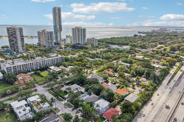 34 SW 22nd Rd NA, Miami, FL 33129