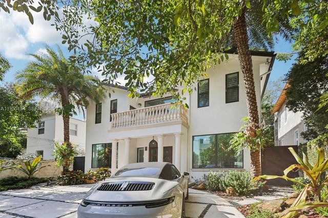 34 SW 22nd Rd NA, Miami, FL 33129