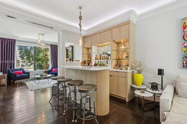 34 SW 22nd Rd NA, Miami, FL 33129