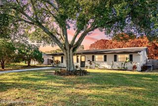 2370 Canterbury Lane, Melbourne, FL 32935