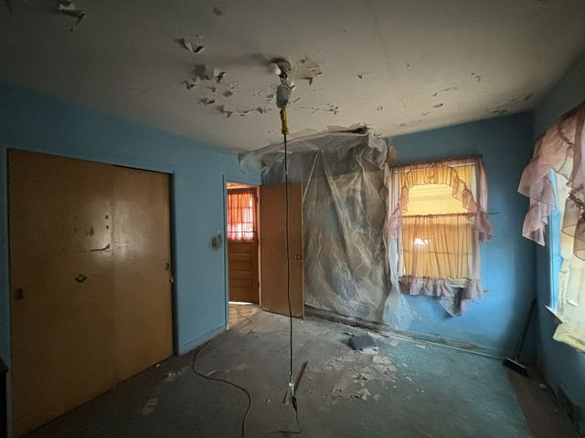 2636 W Pratt Boulevard, Chicago, IL 60645