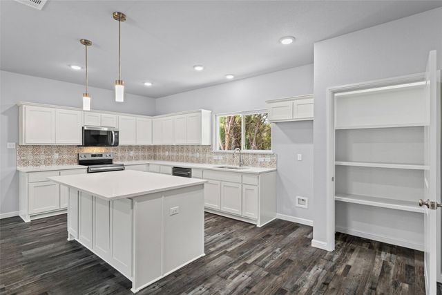 9316 Apache Trail, Rio Vista, TX 76093