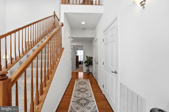 156 TOPAZ CT, Warrenton, VA 20186