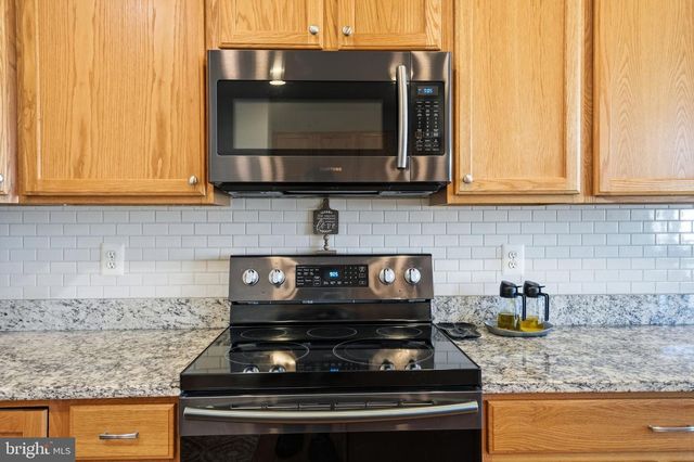 156 TOPAZ CT, Warrenton, VA 20186