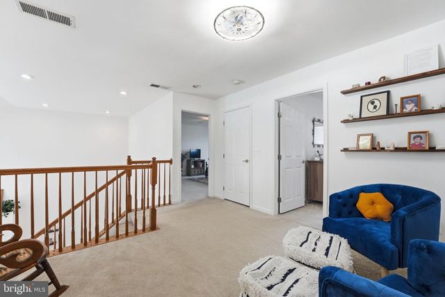 156 TOPAZ CT, Warrenton, VA 20186