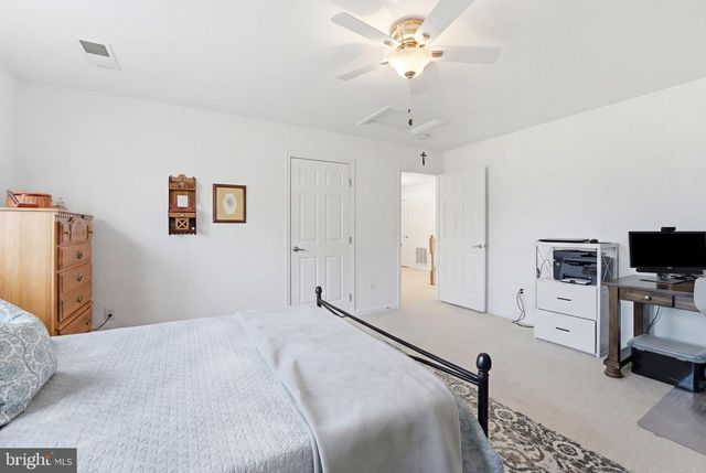 156 TOPAZ CT, Warrenton, VA 20186