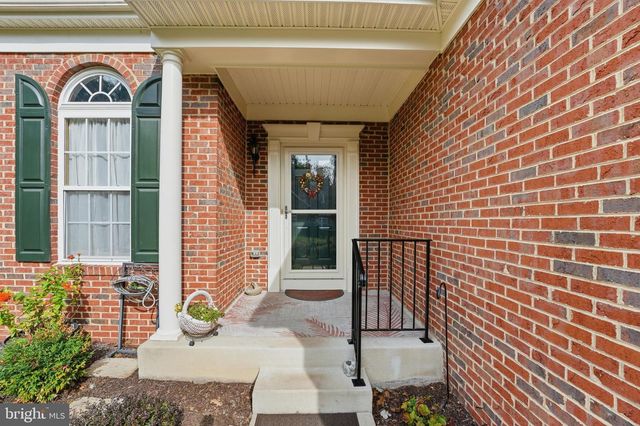 156 TOPAZ CT, Warrenton, VA 20186