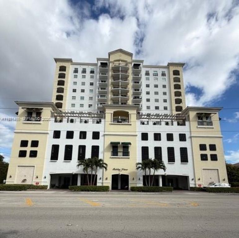 1627 SW 37th Ave 406, Miami, FL 33145