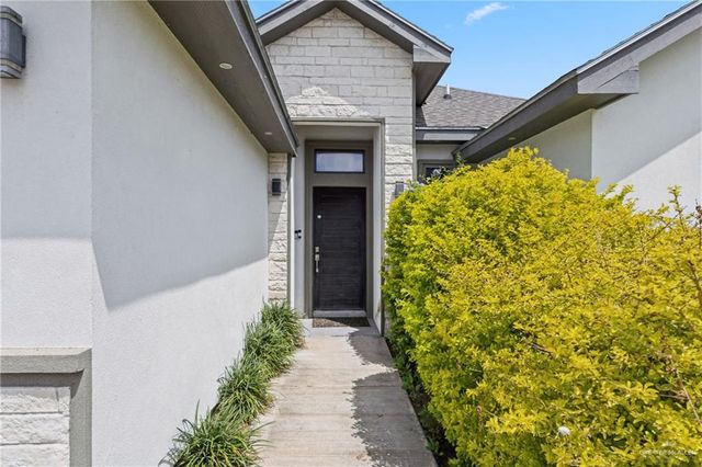 2615 Garman Street, Edinburg, TX 78542