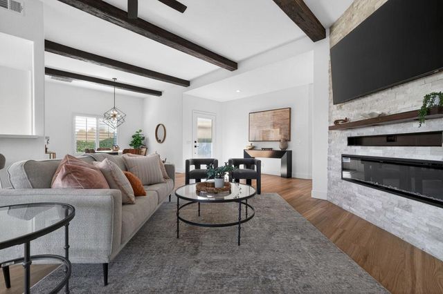 30 Hilton Head Drive, Rancho Mirage, CA 92270