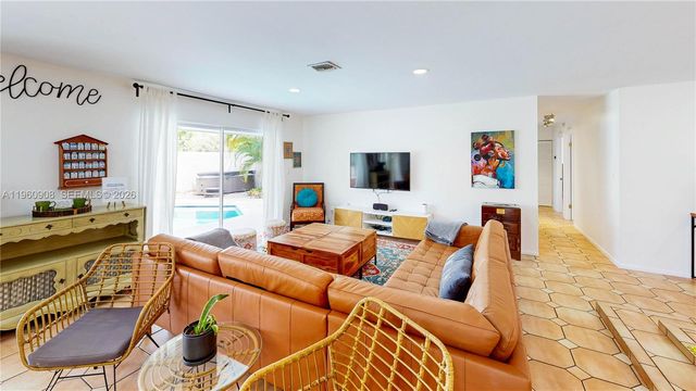 9614 SW 134th Ct, Miami, FL 33186