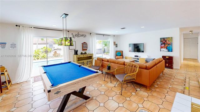 9614 SW 134th Ct, Miami, FL 33186