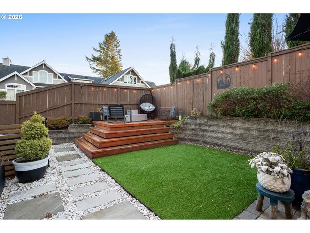 10642 Nw GLENMORE Way, Portland, OR 97229