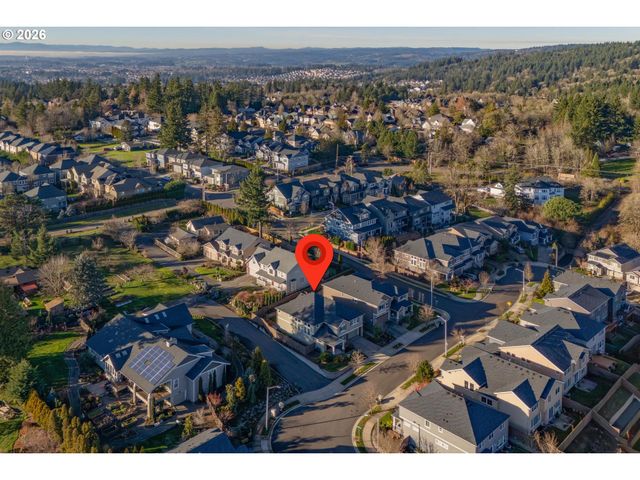 10642 Nw GLENMORE Way, Portland, OR 97229