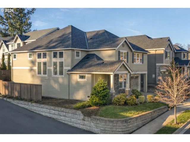 10642 Nw GLENMORE Way, Portland, OR 97229