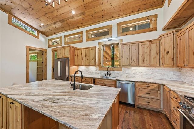 2632 Big Creek Rd, Cherry Log, GA 30522
