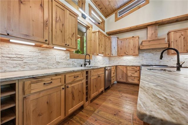 2632 Big Creek Rd, Cherry Log, GA 30522