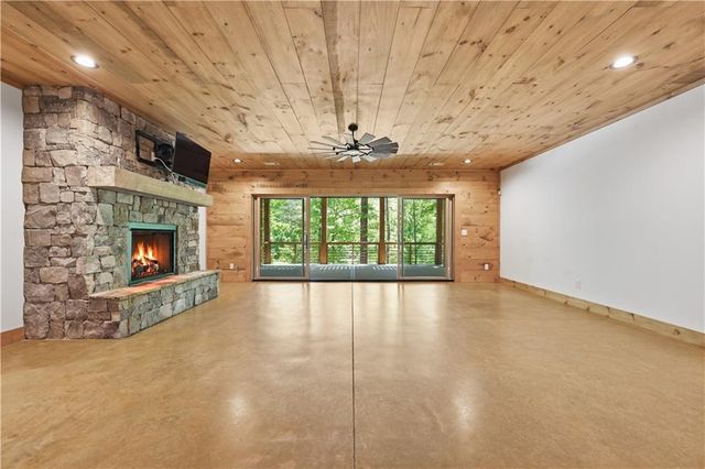 2632 Big Creek Rd, Cherry Log, GA 30522