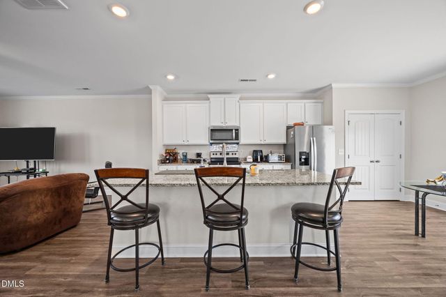 6927 Point Bar Place, Raleigh, NC 27616