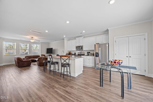 6927 Point Bar Place, Raleigh, NC 27616