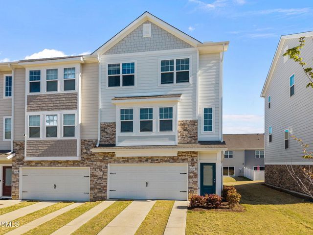 6927 Point Bar Place, Raleigh, NC 27616