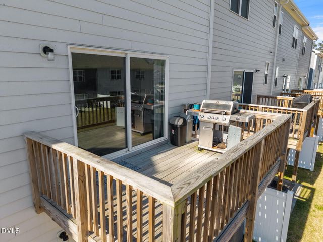 6927 Point Bar Place, Raleigh, NC 27616