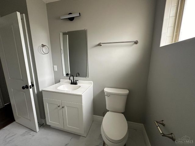 30 Berkshire Court, Hamilton, OH 45013