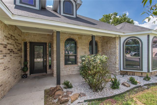 840 Andi Way, Weatherford, TX 76086