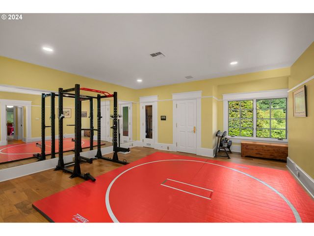 30000 Sw 35TH Dr, Wilsonville, OR 97070