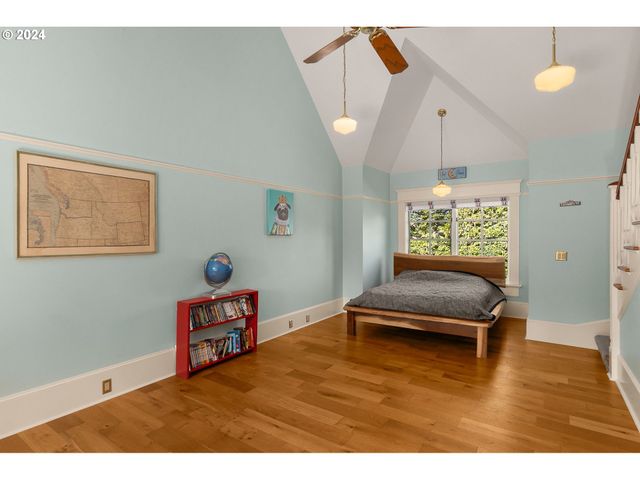 30000 Sw 35TH Dr, Wilsonville, OR 97070