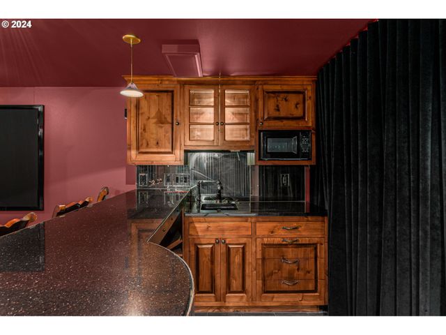 30000 Sw 35TH Dr, Wilsonville, OR 97070
