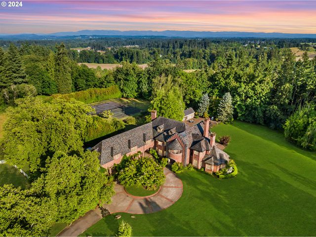 30000 Sw 35TH Dr, Wilsonville, OR 97070