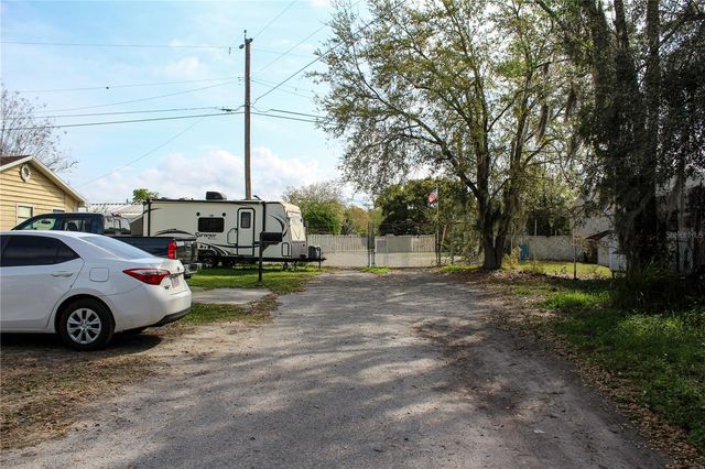 3018 GALAXY LANE, Lakeland, FL 33801