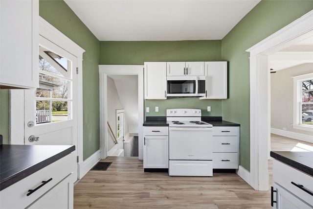 1516 6th Avenue SE, Cedar Rapids, IA 52403