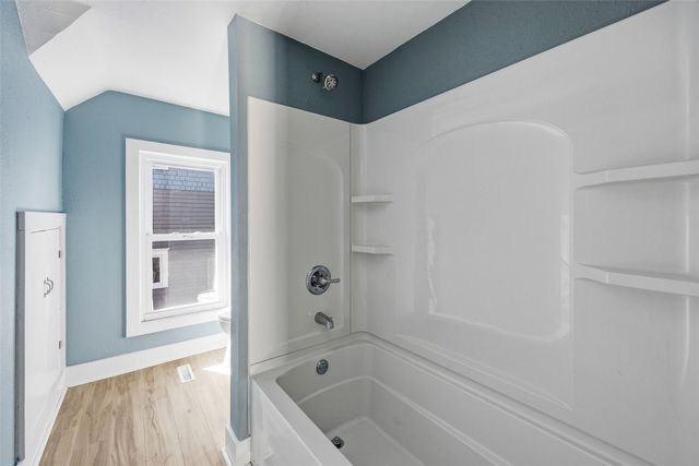 1516 6th Avenue SE, Cedar Rapids, IA 52403