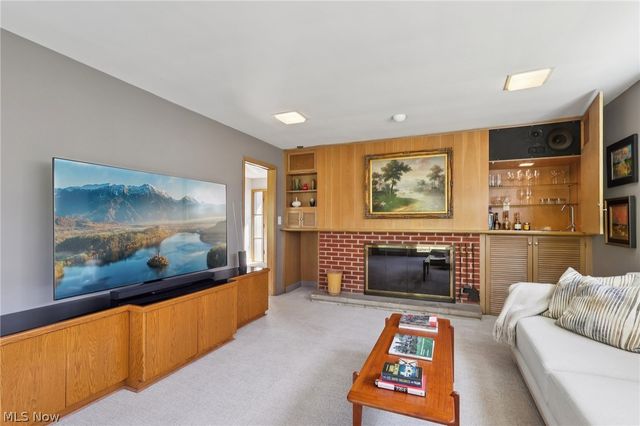 22733 S Woodland Road, Shaker Heights, OH 44122