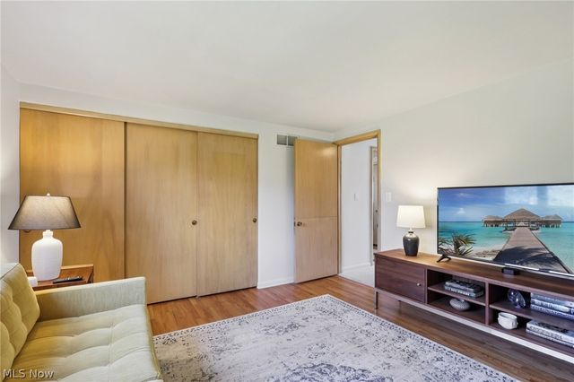 22733 S Woodland Road, Shaker Heights, OH 44122