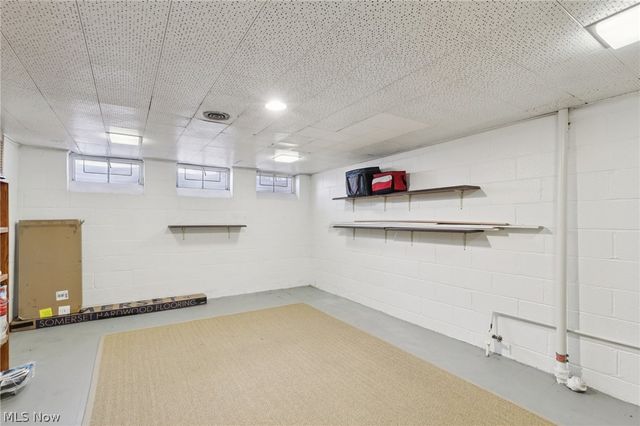 22733 S Woodland Road, Shaker Heights, OH 44122