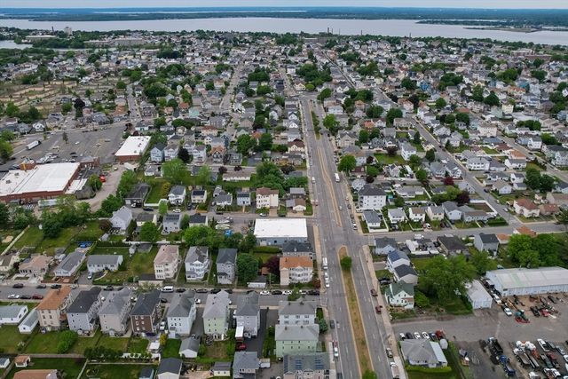 217 Brayton Ave, Fall River, MA 02721