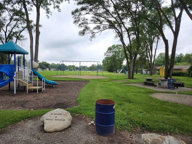 4076 Marlyn Avenue, Saginaw, MI 48603