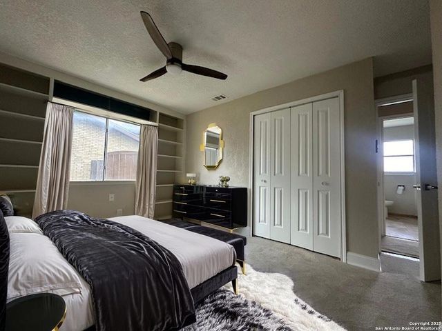 7011 FOREST MOSS ST, San Antonio, TX 78240