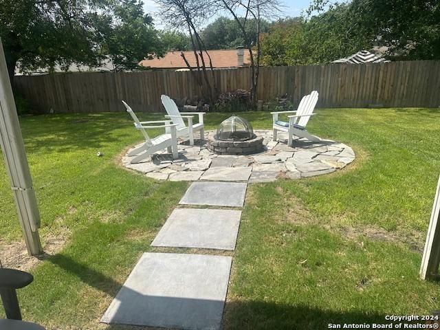 7011 FOREST MOSS ST, San Antonio, TX 78240
