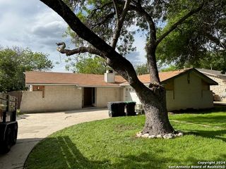 7011 FOREST MOSS ST, San Antonio, TX 78240