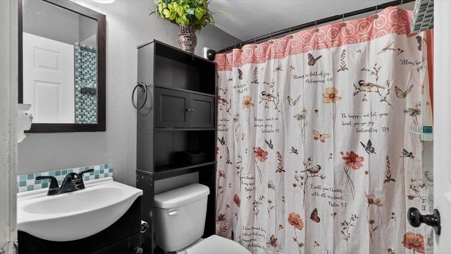 8021 E Central Ave, Spokane, WA 99217