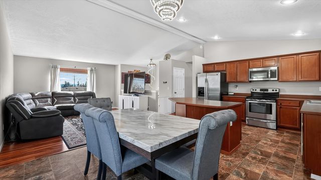 8021 E Central Ave, Spokane, WA 99217