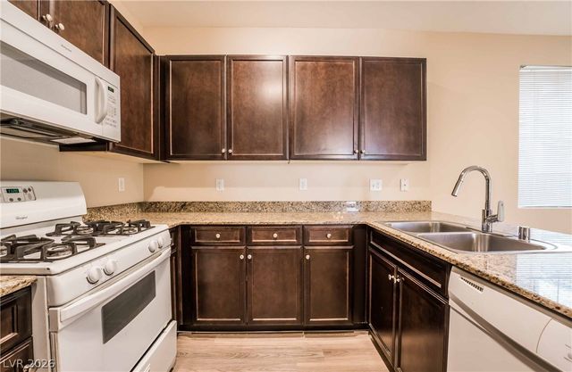 4537 LIME STRAIGHT Drive, Las Vegas, NV 89115